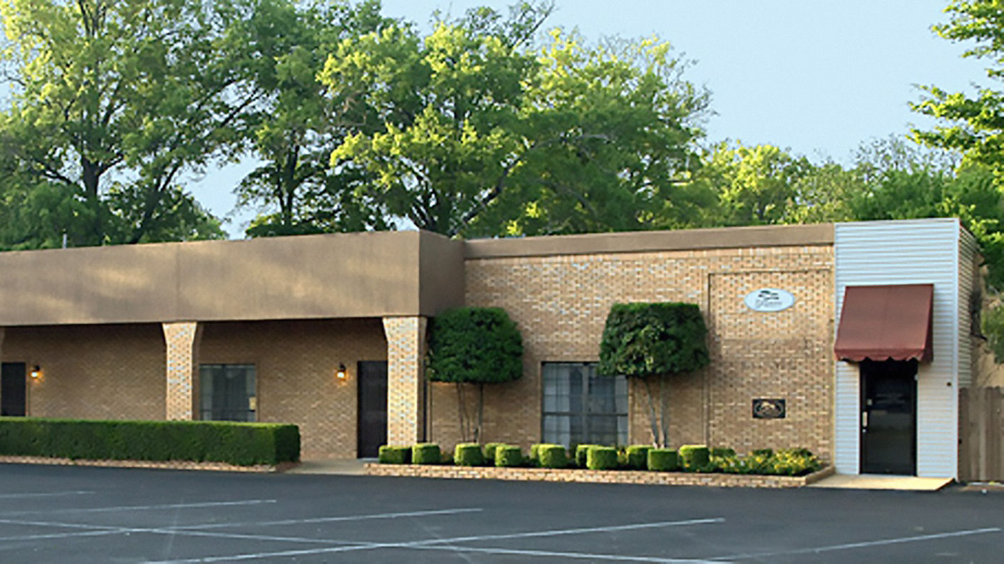 Front exterior at Memorial Funeral Home